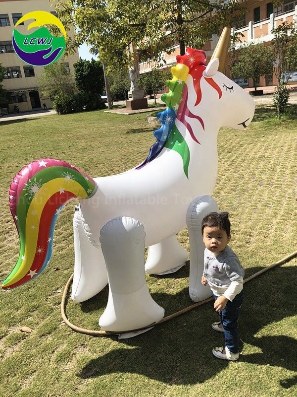 Ginormous Inflatable Sprinkler Toy Unicorn Shaped Outdoor Sprinkler Toys For Kids