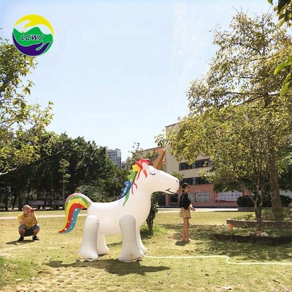Ginormous Inflatable Sprinkler Toy Unicorn Shaped Outdoor Sprinkler Toys For Kids
